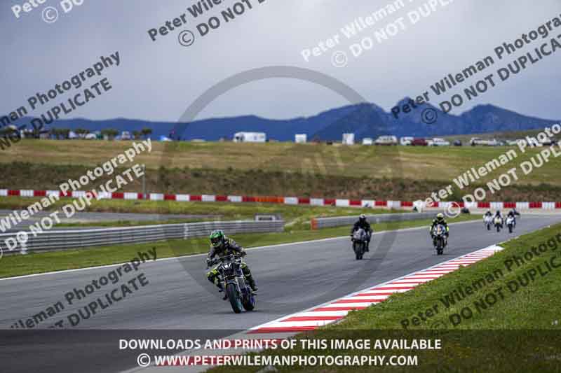 cadwell no limits trackday;cadwell park;cadwell park photographs;cadwell trackday photographs;enduro digital images;event digital images;eventdigitalimages;navarra;no limits trackdays;peter wileman photography;racing digital images;trackday digital images;trackday photos
